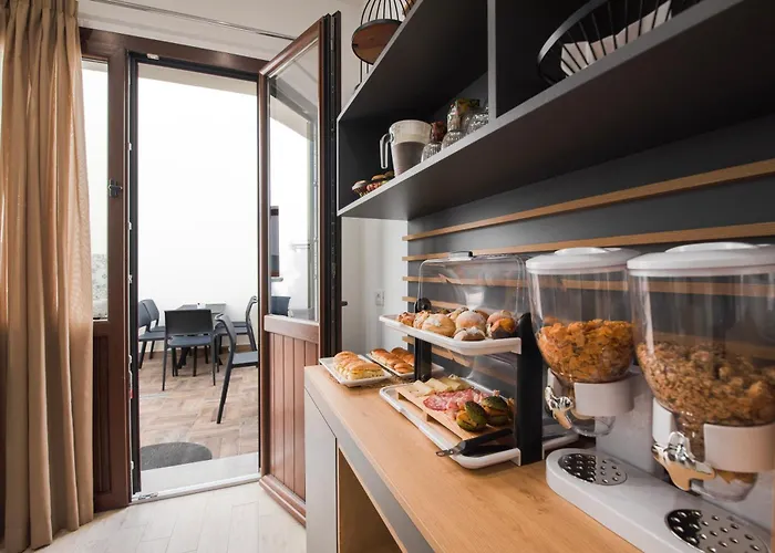 86 Bed & Breakfast